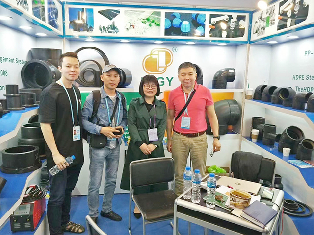 مصنعي أنابيب hdpe 